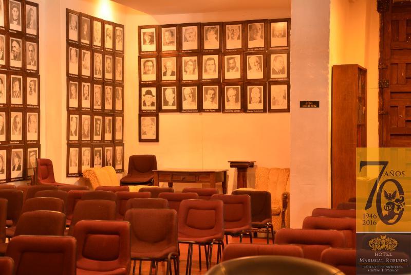 Hotel Mariscal Robledo Санта-Фе-де-Антіокія Екстер'єр фото