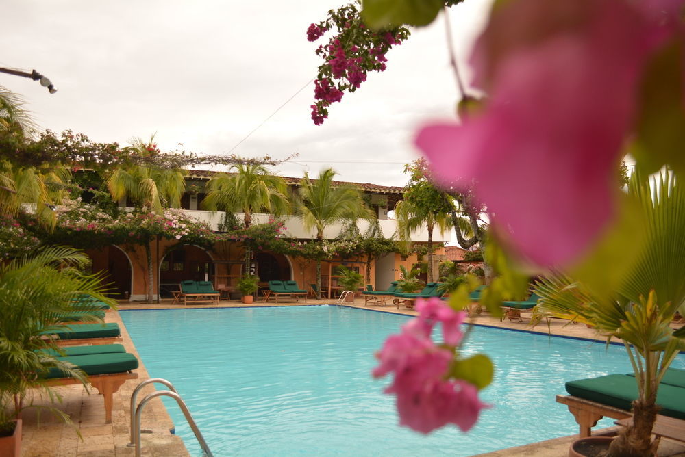Hotel Mariscal Robledo Санта-Фе-де-Антіокія Екстер'єр фото